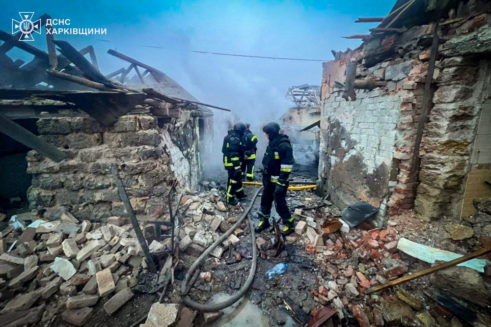 Фото наслідків ворожих атак на Харківщині