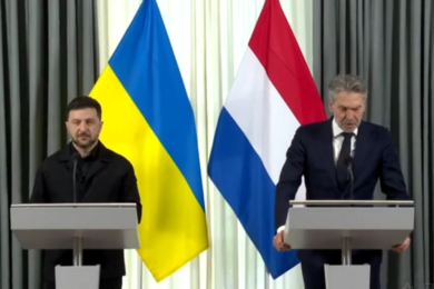 «Контракти для військових після війни фінансуватимуть Україна разом з партнерами» – заяви Зеленського в Гаазі