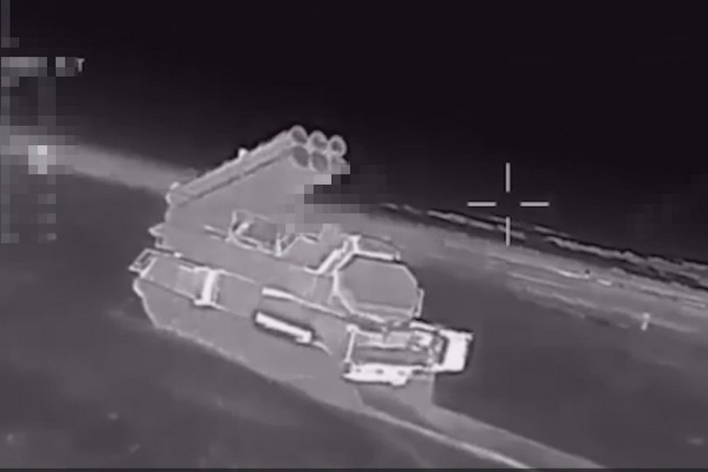 Дрони СБС упродовж години знищили два ворожі ЗРК – «Бук» і «Тор» 1 Дрони СБС упродовж години знищили два ворожі ЗРК – «Бук» і «Тор»