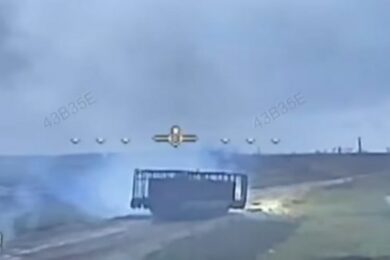 Оборонці розбили ворога на Дніпропетровщині: мінус танк, вантажівки, МТ-ЛБ, БМП і близько 32 штурмовиків