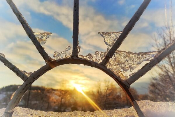 Мороз і штормовий вітер – якою буде погода в Україні 5 грудня