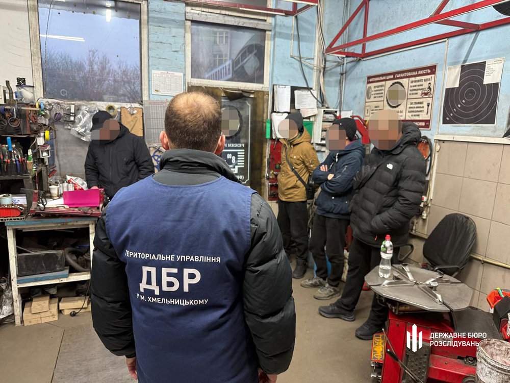 dbr povidomilo pro pidozru posadovcyam vijskovoi chastini hmelnichchini yaki vidpravlyali pidleglih pracyuvati na sto 2 dbr povidomilo pro pidozru posadovcyam vijskovoi chastini hmelnichchini yaki vidpravlyali pidleglih pracyuvati na sto 2