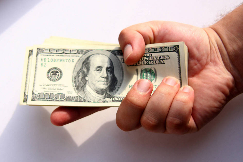 Триває реєстрація на грошову допомогу від Естонської ради – можна отримати 2000 або 5000 доларів