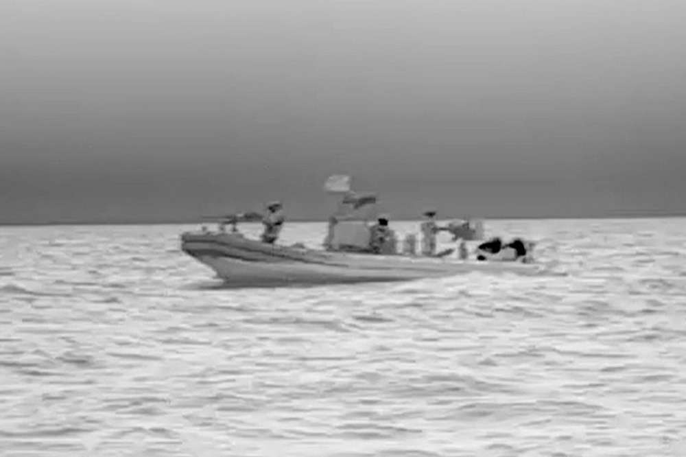 На межі можливого: медики ГУР прооперували військового у відкритому морі 1 На межі можливого: медики ГУР прооперували військового у відкритому морі