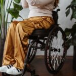 Які послуги для людей з інвалідністю гарантовані без черги і куди звертатися, якщо порушуються права