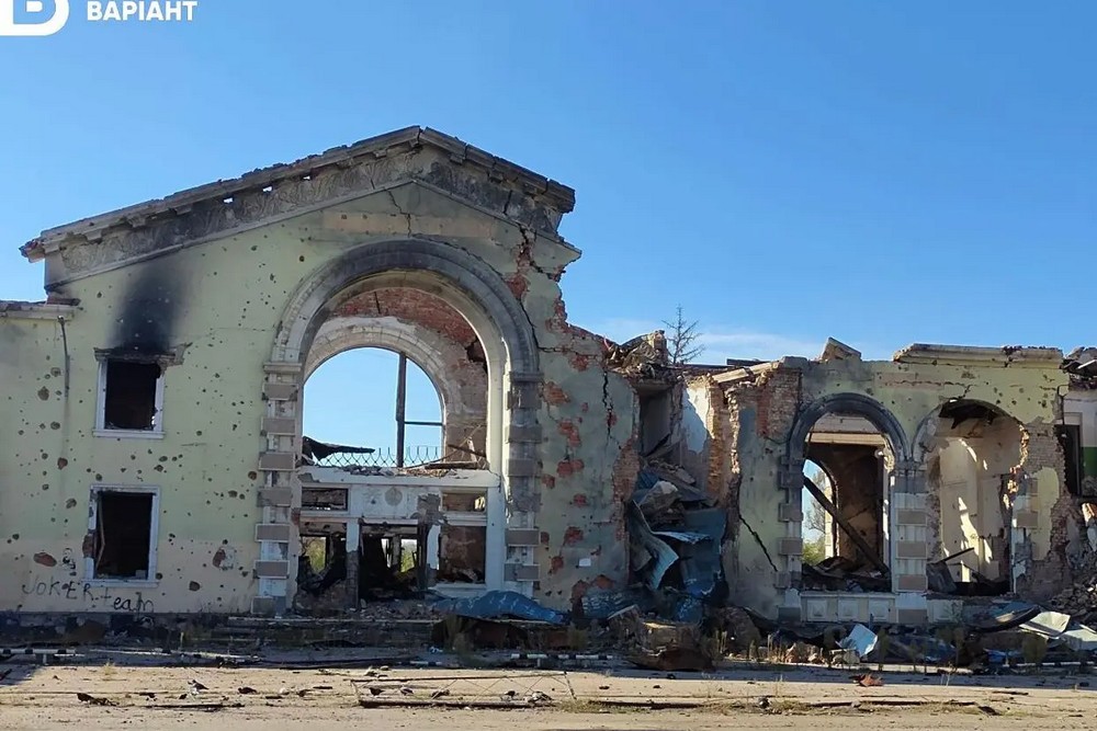 місцеві кажуть, що ще хочуть протриматися у Костянтинівці