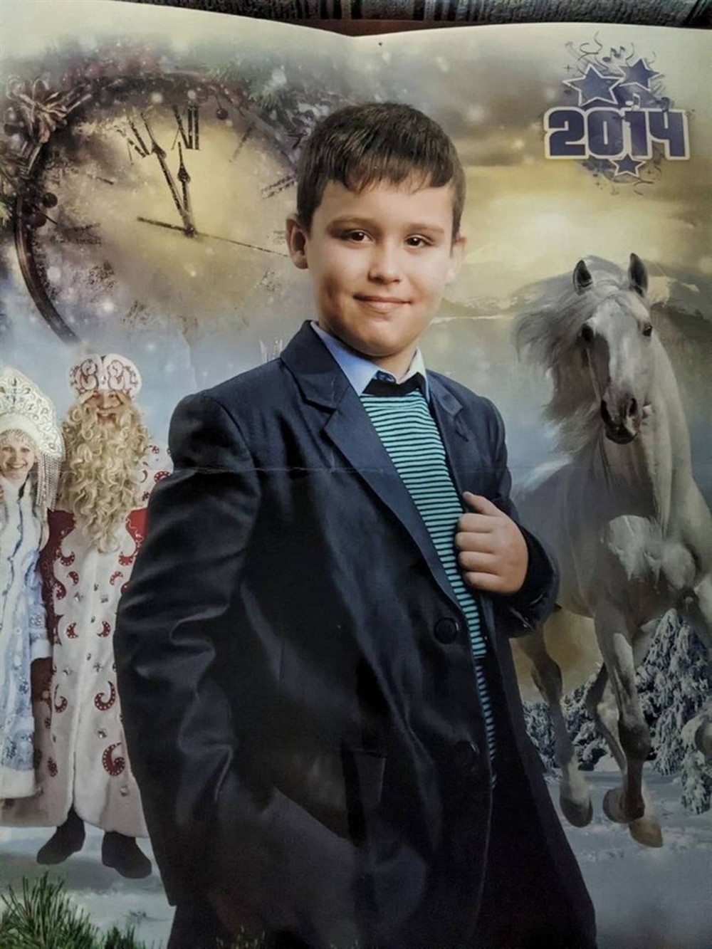 «Зателефонували з підвалу: «Кольки немає». «Я не зрозуміла, як це немає?» - 15-річний Микола ніс молоко літнім людям, коли поруч розірвався снаряд – історії вбитих дітей України