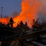 Є загиблий і 4 поранених, пошкоджено відділення пошти, заклад освіти – ворог обстріляв 10 населених пунктів Донеччини