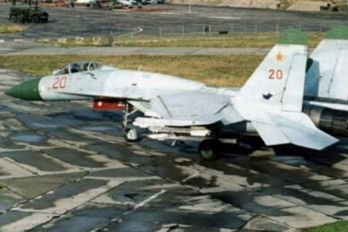 СБУ уразила два літаки Су-27 на російському аеродромі Бельбек