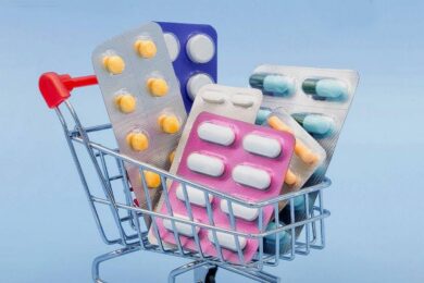 Уряд дозволив продаж ліків на АЗС: про які препарати йдеться