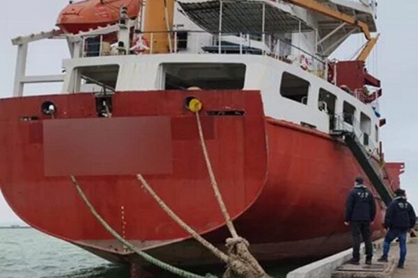 Арештовано судно з «тіньового флоту» рф у порту Одеси – як воно обходило санкції