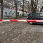 Є загиблі, багато поранених, під завалами шукають людей: ворог вдарив ракетою по Дніпру 1 грудня (фото, відео) 34 Є загиблі, багато поранених, під завалами шукають людей: ворог вдарив ракетою по Дніпру 1 грудня