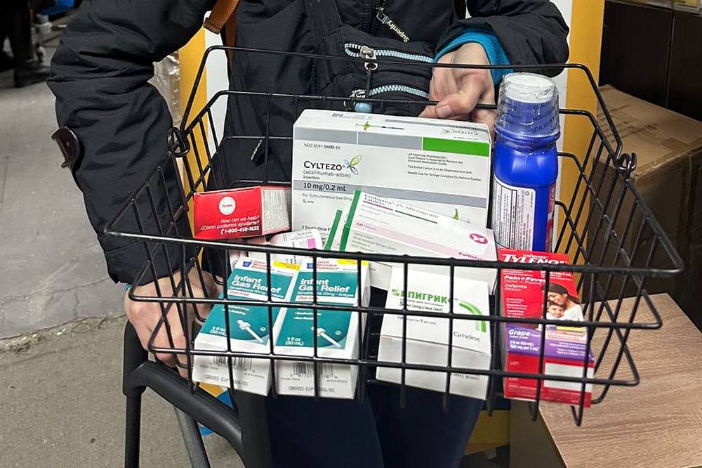 Гуманітарна допомога для ВПО у Дніпрі – можна отримати ліки і одяг 1 Гуманітарна допомога для ВПО у Дніпрі – можна отримати ліки і одяг