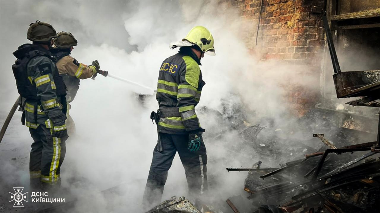 Фото наслідків атаки на Київщину Фото наслідків атаки на Київщину