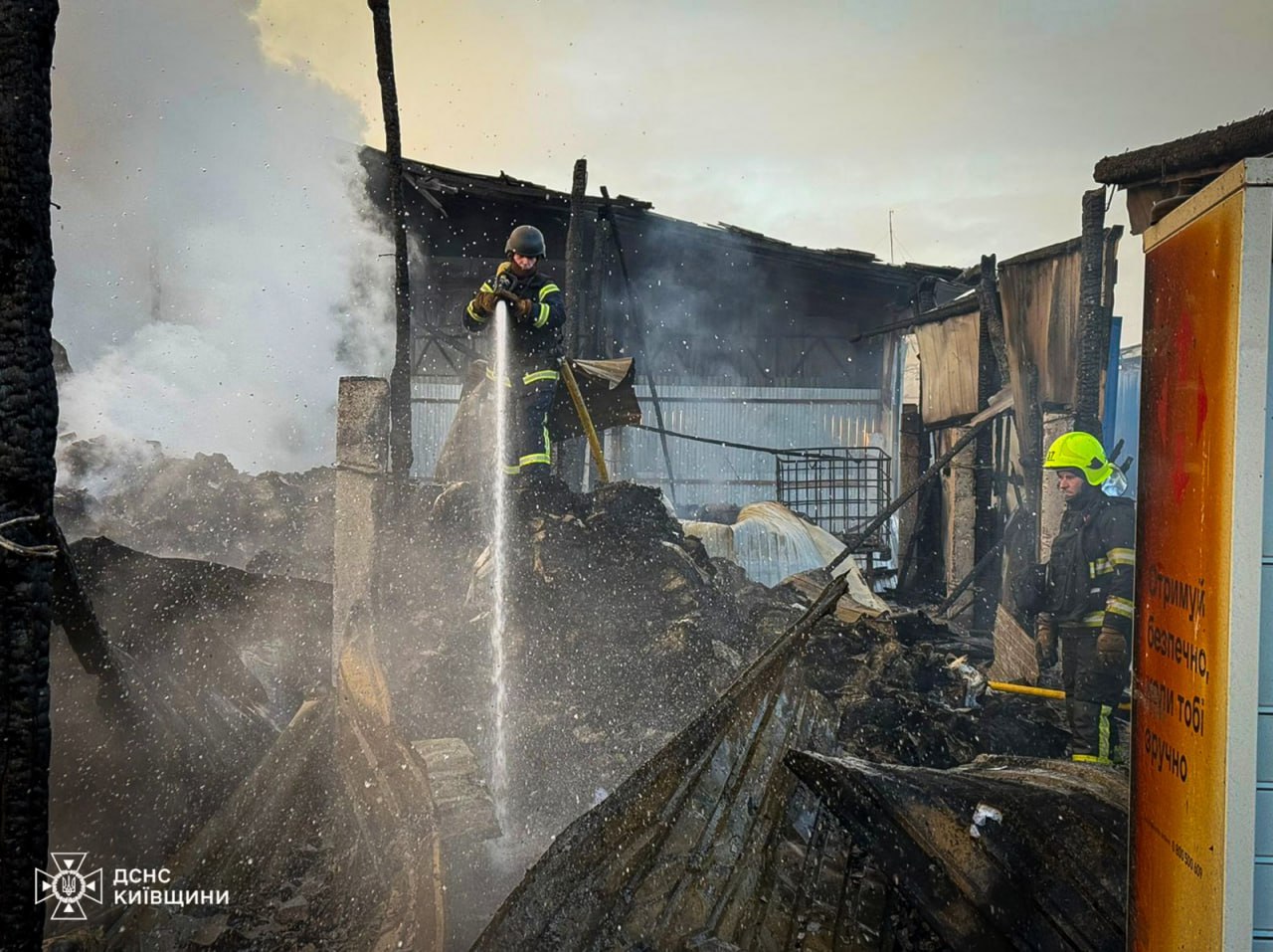 Фото наслідків атаки на Київщину Фото наслідків атаки на Київщину
