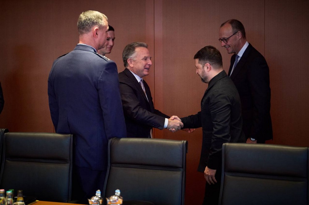 Переговори про мир в Україні у Берліні: стартував другий раунд, Орбан каже, що на цьому тижні вирішиться все Переговори про мир в Україні у Берліні: стартував другий раунд, Орбан каже, що на цьому тижні вирішиться все