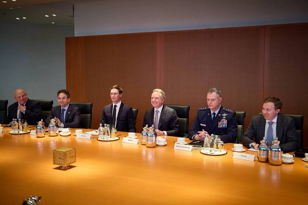 Розпочалася зустріч Зеленського з командою Трампа у Берліні Розпочалася зустріч Зеленського з командою Трампа у Берліні