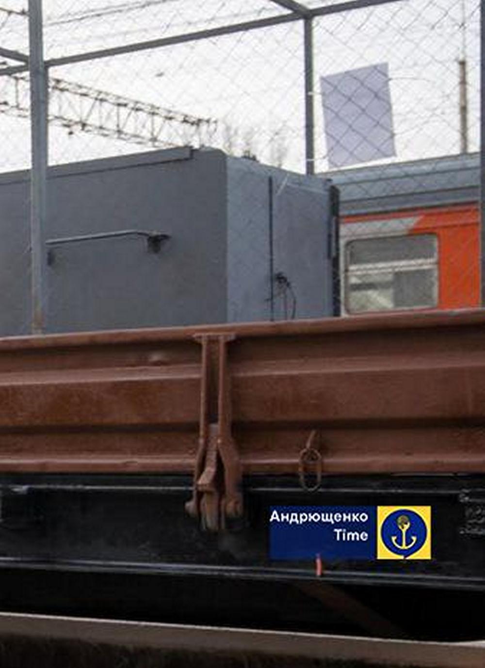 РФ запускає на окупованих територіях транспортний «бронепоїзд» (фото) РФ запускає на окупованих територіях транспортний «бронепоїзд» (фото)