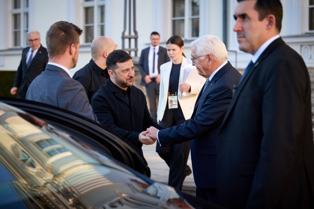 Про «Різдвяне перемир’я», результати перемовин у Берліні, Донбас і референдум та вибори – що сказав Зеленський Про «Різдвяне перемир’я», результати перемовин у Берліні, Донбас і референдум та вибори – що сказав Зеленський