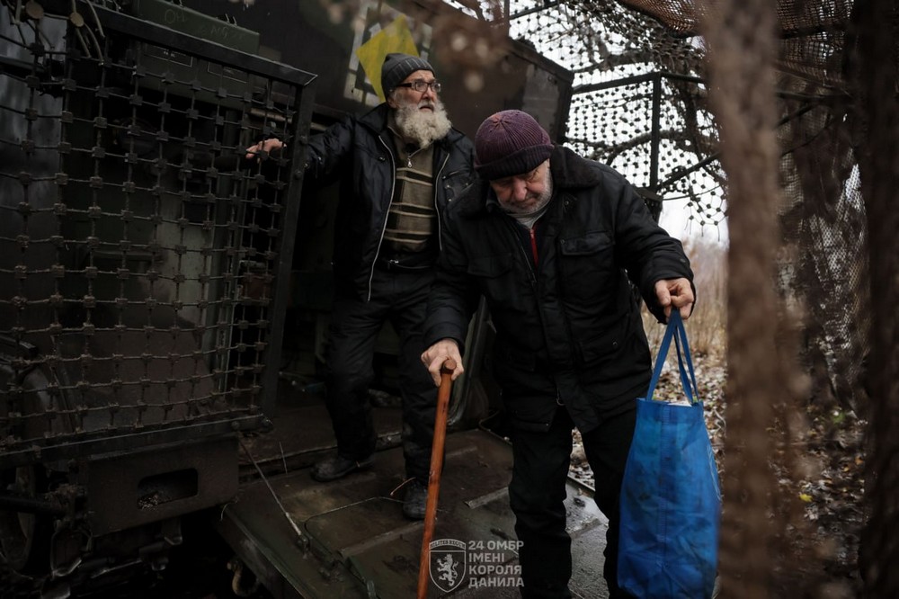 Останніх трьох мешканців з околиць Часового Яру евакуювали військові