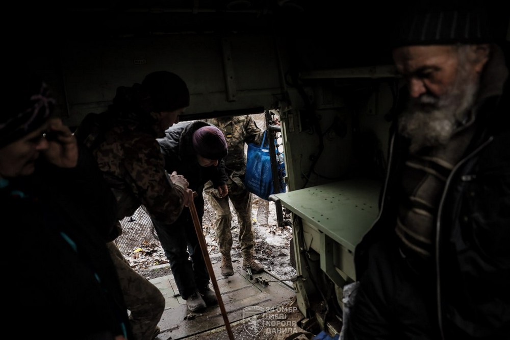 Останніх трьох мешканців з околиць Часового Яру евакуювали військові