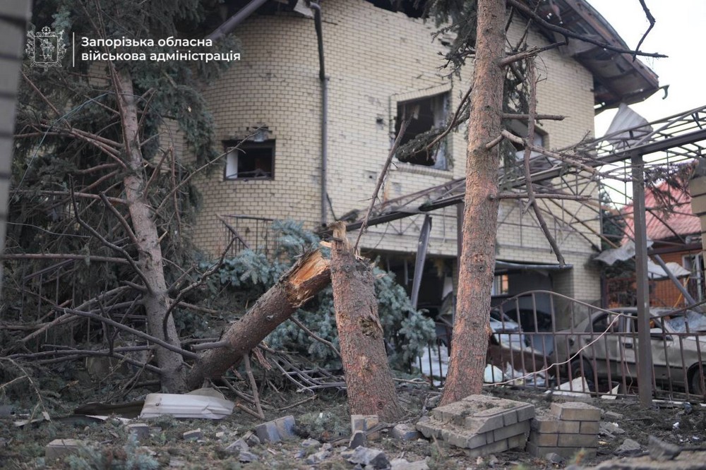 Ворог двічі вдарив по Запоріжжю