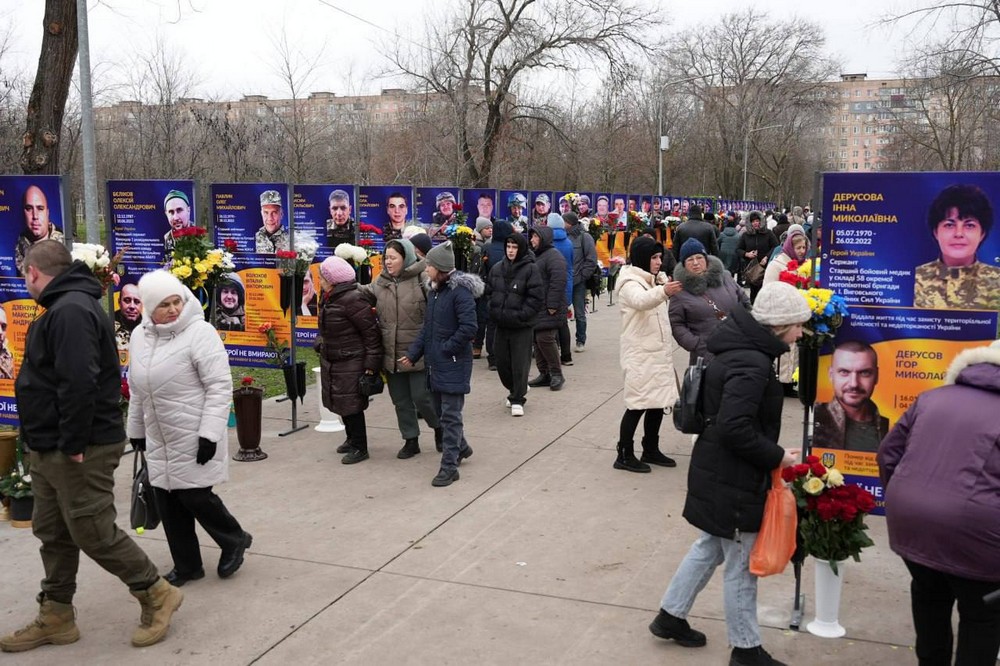 У Кривому Розі сьогодні відкрили вже шосту Алею Слави полеглим Захисникам (фото)