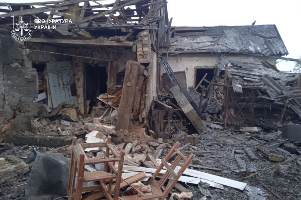 Нічна повітряна атака 30 грудня: удари по енергетиці, затримуються потяги, є поранені – все, що відомо (фото, відео)