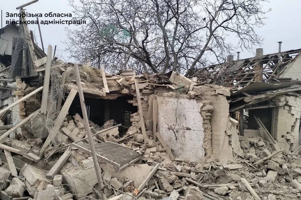 16 поранених, пошкоджено пожежні частину: армія РФ атакувала Запоріжжя (фото) 16 поранених, пошкоджено пожежні частину: армія РФ атакувала Запоріжжя (фото)