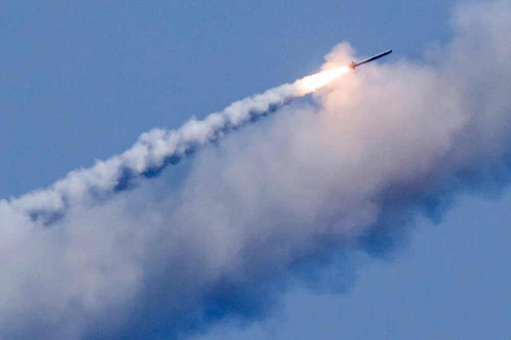 РФ вдарила ракетою по Умані: серед шістьох поранених — двоє дітей, пошкоджено житлову інфраструктуру 1 РФ вдарила ракетою по Умані: серед шістьох поранених — двоє дітей, пошкоджено житлову інфраструктуру