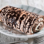 Рецепт дня: «Шоколадний меренговий рулет» - ідеальний десерт