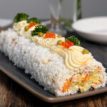 Рецепт дня: «Олів'є у вигляді рулету» - звична страва по-новому