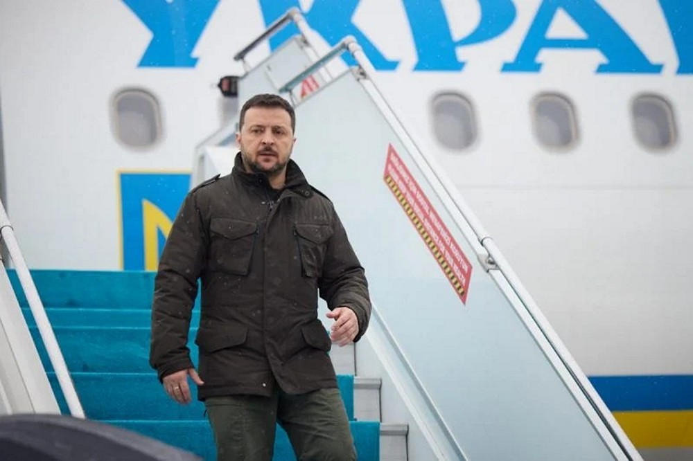 Зеленський прибув з офіційним візитом до Польщі для зустрічі з Навроцьким – що відомо 1 Зеленський прибув з офіційним візитом до Польщі для зустрічі з Навроцьким – що відомо