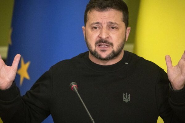 «В Давос не поїду, буду рятувати енергетику, Європу захищати готові»: головні заяви Зеленського 20 січня