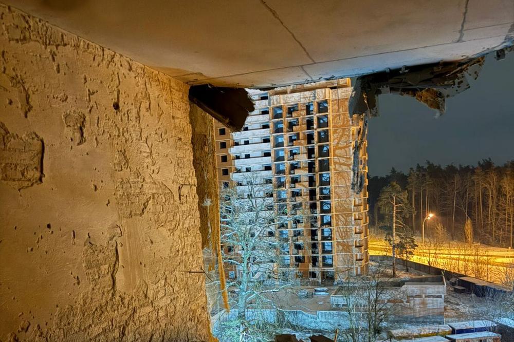 Масована нічна повітряна атака 24 січня: ворог залучив літаки стратегічної авіації, знову вдарив по енергетиці, є загиблі і десятки поранених – все, що відомо (фото, відео) Масована нічна повітряна атака 24 січня: ворог залучив літаки стратегічної авіації, знову вдарив по енергетиці, є загиблі і десятки поранених – все, що відомо (фото, відео)