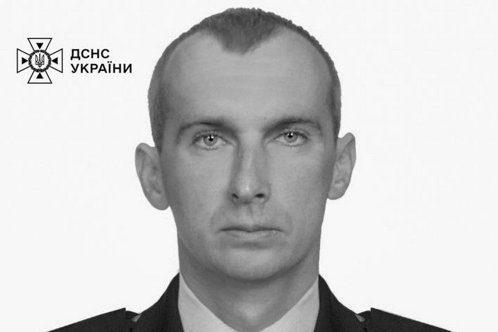 Потрапив під повторний удар у Києві і помер від поранень: знову важка втрата у родині ДСНС України 1 Потрапив під повторний удар у Києві і помер від поранень: знову важка втрата у родині ДСНС України