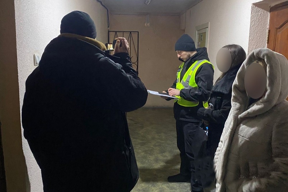 Створили фіктивний коледж у Сумах для незаконного бронювання від мобілізації – оголошено підозру чотирьом місцевим мешканцям 1 Створили фіктивний коледж у Сумах для незаконного бронювання від мобілізації – у Сумах викрили схему ухилення від служби