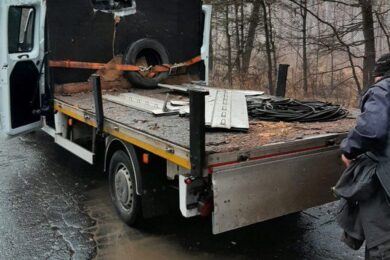 Окупанти вдарили по авто комунальників біля Слов’янська: є загиблий та постраждалі