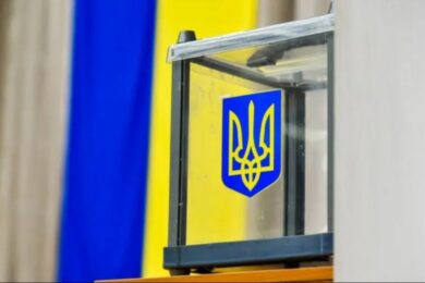 Вибори президента України і референдум можуть провести в один день – Арахамія