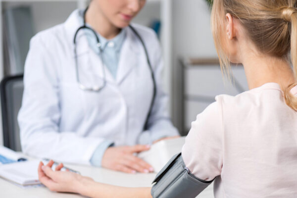 1 січня стартує програма «Скринінг здоров’я 40+» – українці зможуть пройти медобстеження безкоштовно