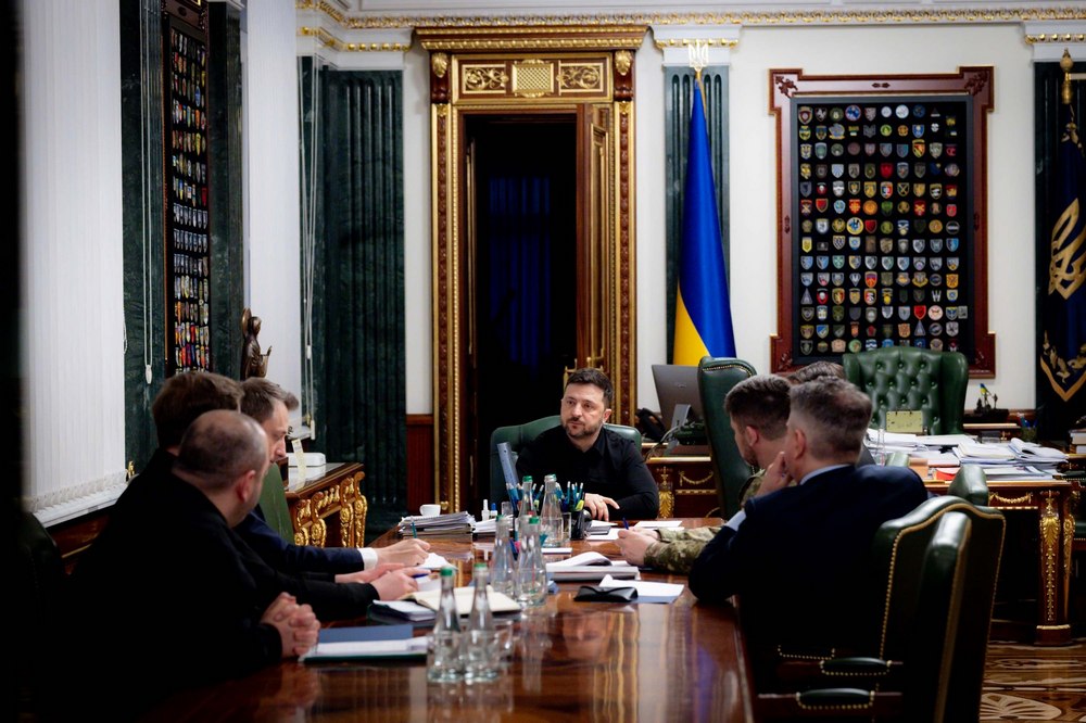 Гарантії безпеки, відбудова та базова рамка для реального миру: Зеленський підбив перші підсумки роботи з радниками з питань нацбезпеки європейських партнерів 1 Гарантії безпеки, відбудова та базова рамка для реального миру: Зеленський підбив перші підсумки роботи з радниками з питань нацбезпеки європейських партнерів