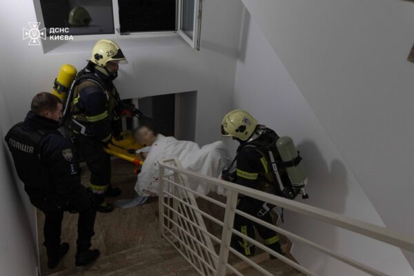 Ворог вдарив по лікарні у Києві: загинув пацієнт, є постраждалі (фото, відео)