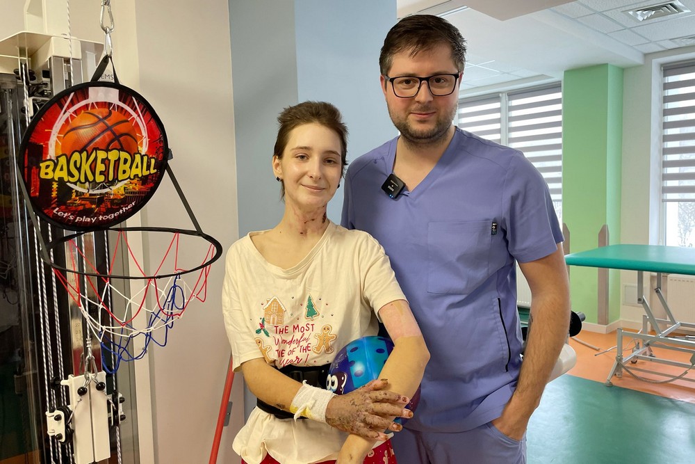 До тями Настя прийде лише на 3-й день після обстрілу — вже у Львові. До тями Настя прийде лише на 3-й день після обстрілу — вже у Львові.