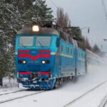 Укрзалізниця обмежила рух поїздів між Дніпром і Запоріжжям – що відомо