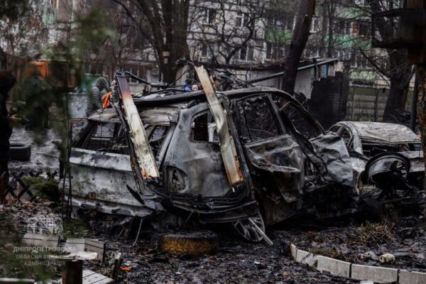 Нічна повітряна атака 7 січня: є загиблий, багато постраждалих і руйнувань – все, що відомо (фото, відео)