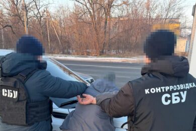 «Щоб «звільнити» нібито викрадену дівчину, юнак мав спалити райраду» – затримано агентів фсб, які займалися підпалами у різних регіонах України