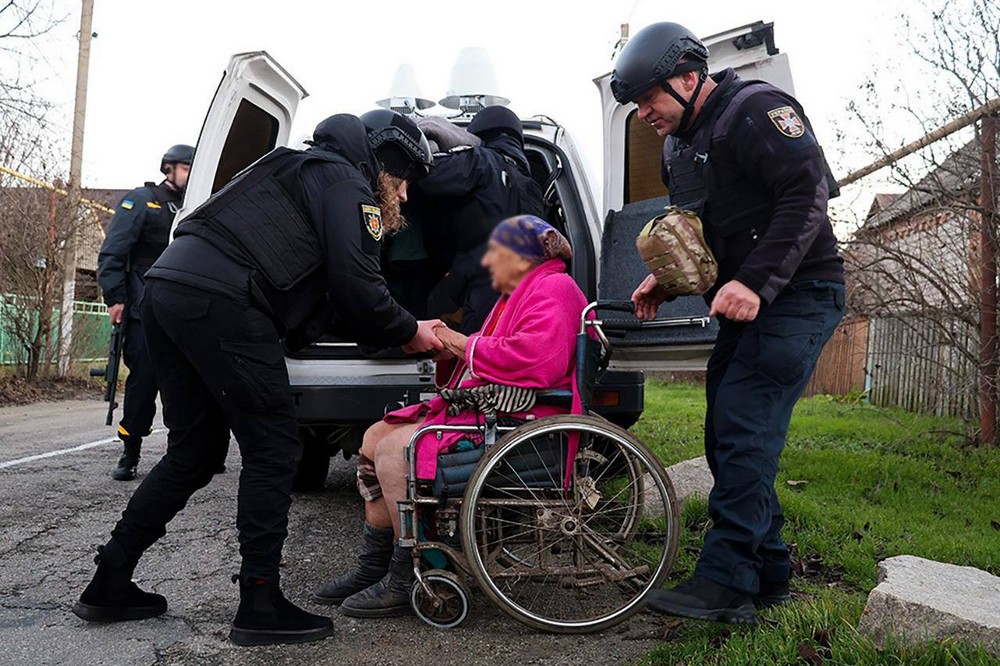 примусову евакуацію дітей примусову евакуацію дітей