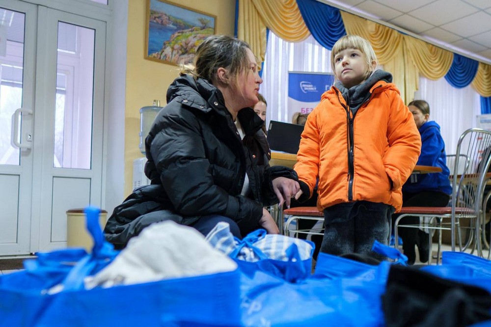 Оголосили примусову евакуацію дітей з 44 населених пунктів Дніпропетровської і Запорізької областей