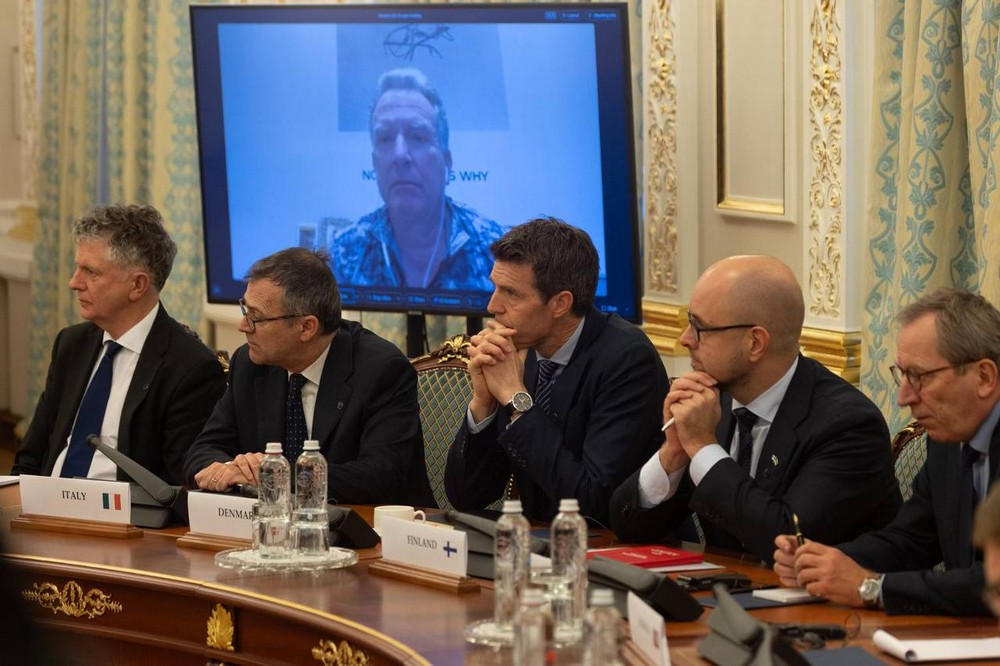 Для економічного процвітання Україні потрібно 800 млрд доларів – Свириденко