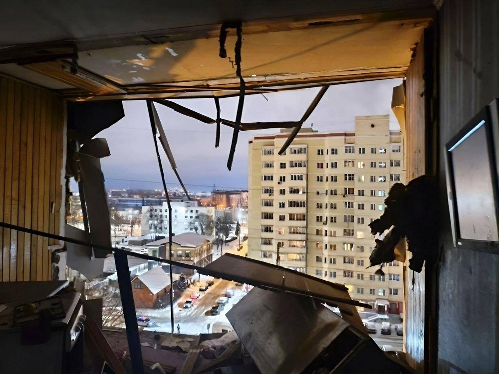 Багато вибухів, пожежі та евакуація: масована атака на Росію 6 січня – все, що відомо (відео) 1 Масована атака на Росію 6 січня